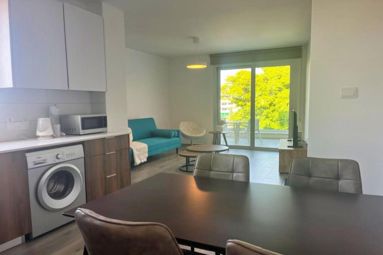 Phaedrus Living Coral Suites Aura Larnaca Zewnętrze zdjęcie